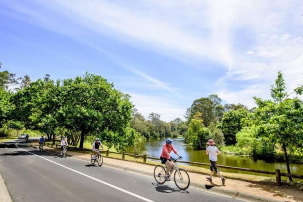 Spacious Very Close To Hospital & Parra Park Apartment *